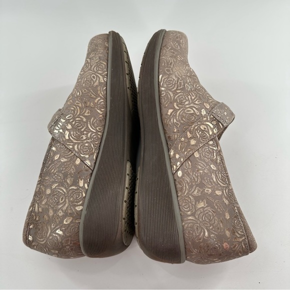 Greys Anatomy soft walk Meredith closed back clogs 8 brown oil slip resistant - Picture 7 of 14